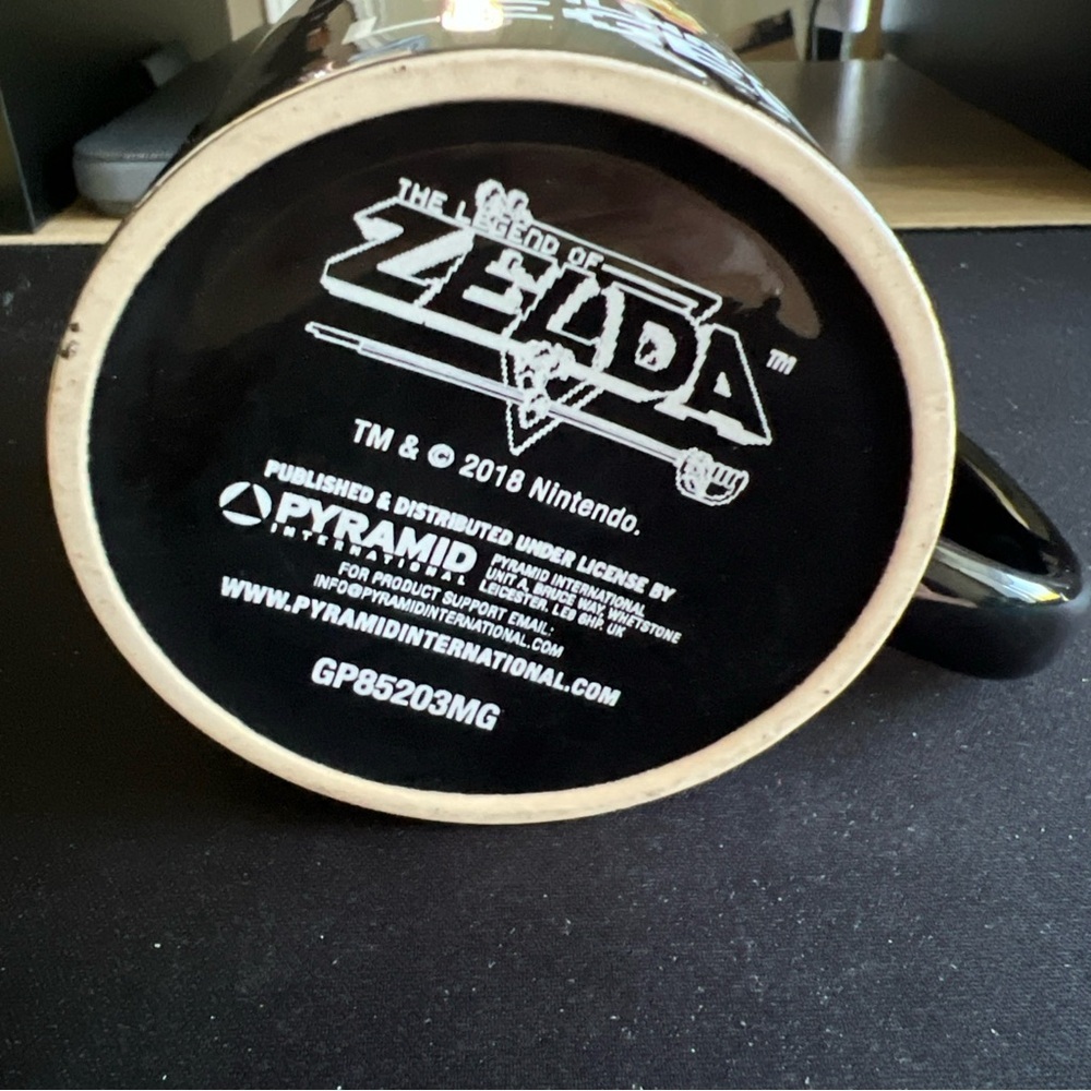Zelda Mug - Picture 2 of 2